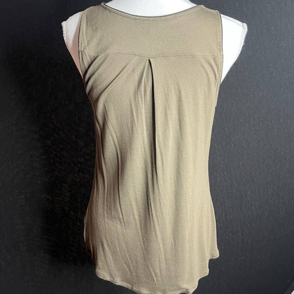 Express army green zip front dress tank. Medium. Like new. - Picture 3 of 3